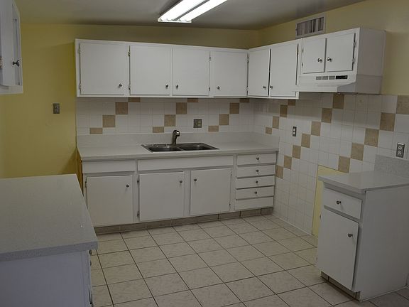 2nd image of 4671 Gabriel Dr
