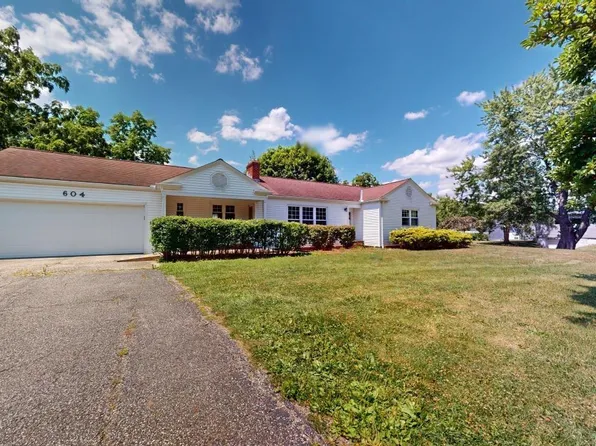604 Euclid St, Willard, OH 44890