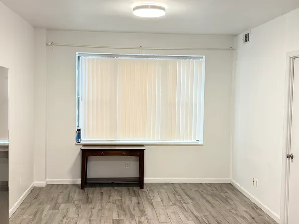 407 Ocean View Ave Unit 1, Brooklyn, NY 11235