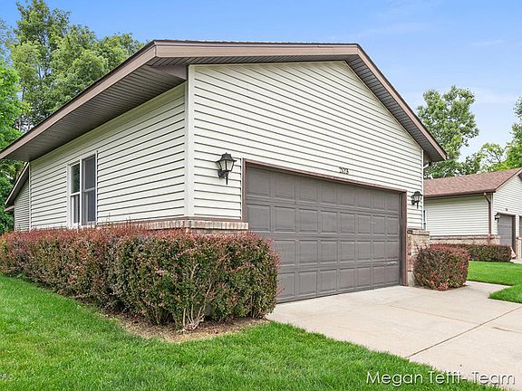 3rd image of 2173 Remington Way NE