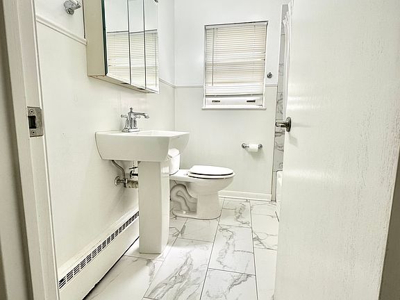 4th image of 383 Duane St APT 2W