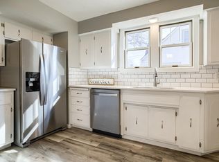 3321 N 205th St, Elkhorn, NE 68022