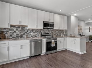 137 Collins Ave, Baltimore, MD 21229