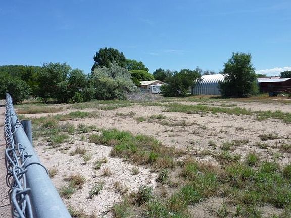 3rd image of 945 E Pueblo Dr