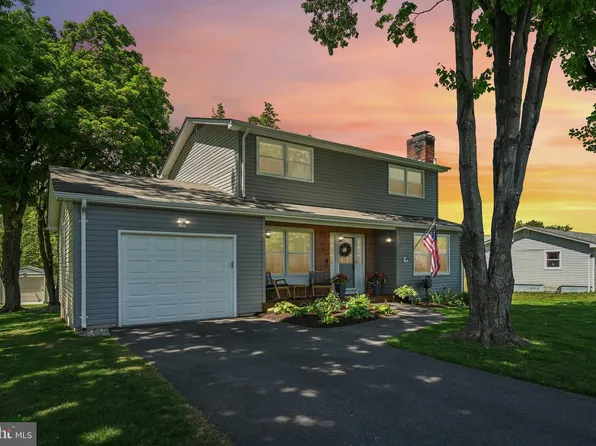 1210 Random Ridge Rd, Westminster, MD 21157