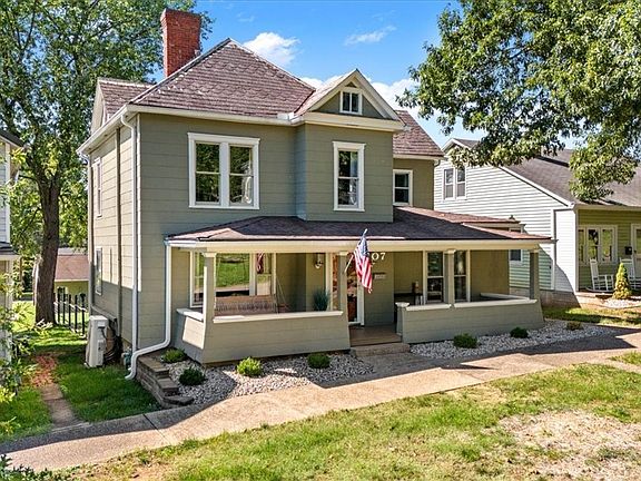2nd image of 707 8th St