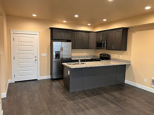 Floor plan 211