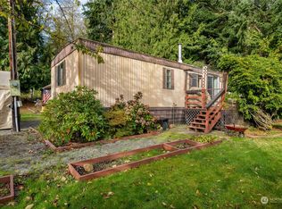 1716 Hemlock Dr, Camano Island, WA