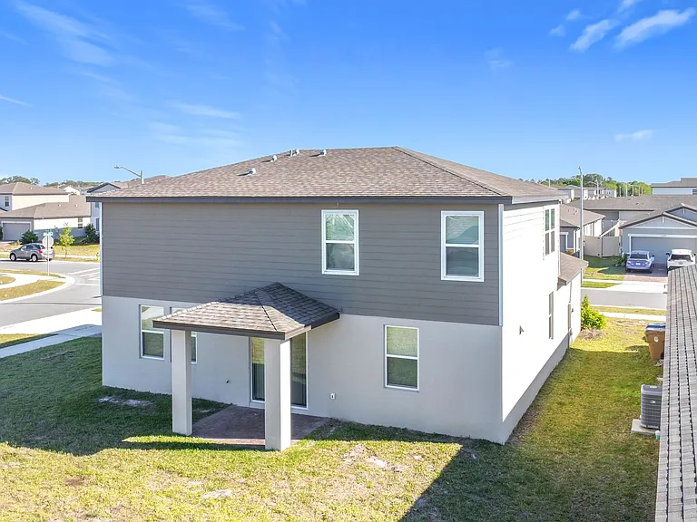 5251 Meredrew Ln — Photo 48