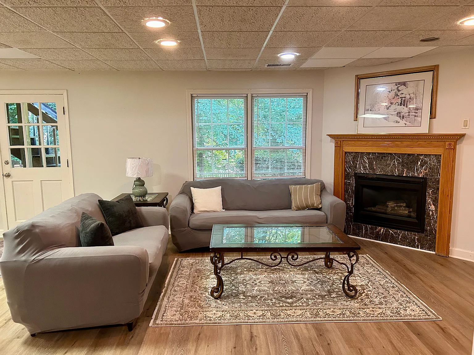 1 bed, 1000 sqft, $1,900 — Photo 1