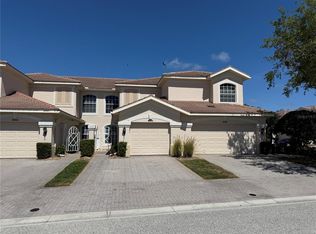 6940 Prosperity Cir, Sarasota, FL 34238