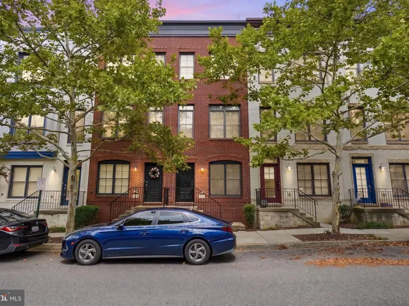 4404 Longfellow St, Hyattsville, MD 20781