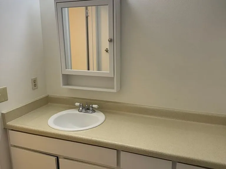 4171 California Ave #22 — Photo 7