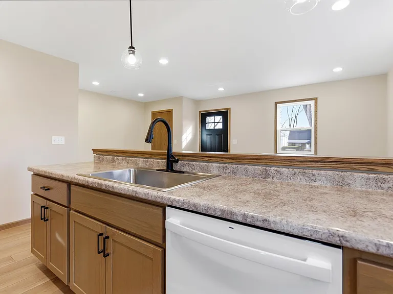 313 E Martin St #1 — Photo 13