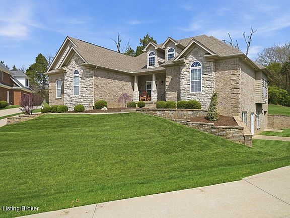 3rd image of 13014 Shamus Ct