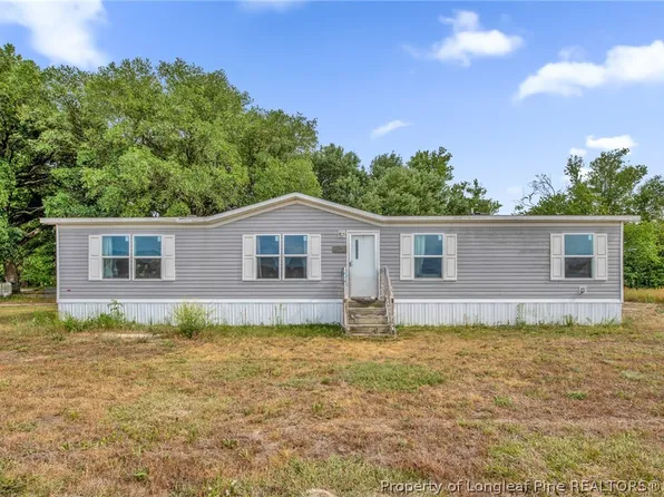 312 Haven Rd, Maxton, NC 28364