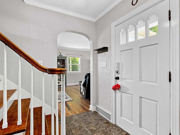 4th image of 1322 E San Koty Dr