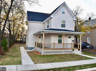 1534 Pine St, Paulsboro, NJ 08066