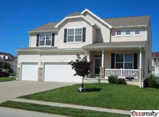 8917 N 158th St, Bennington, NE 68007