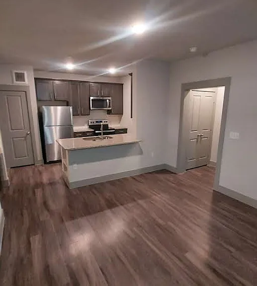 Catalon at Lago Mar I & II — Photo 75