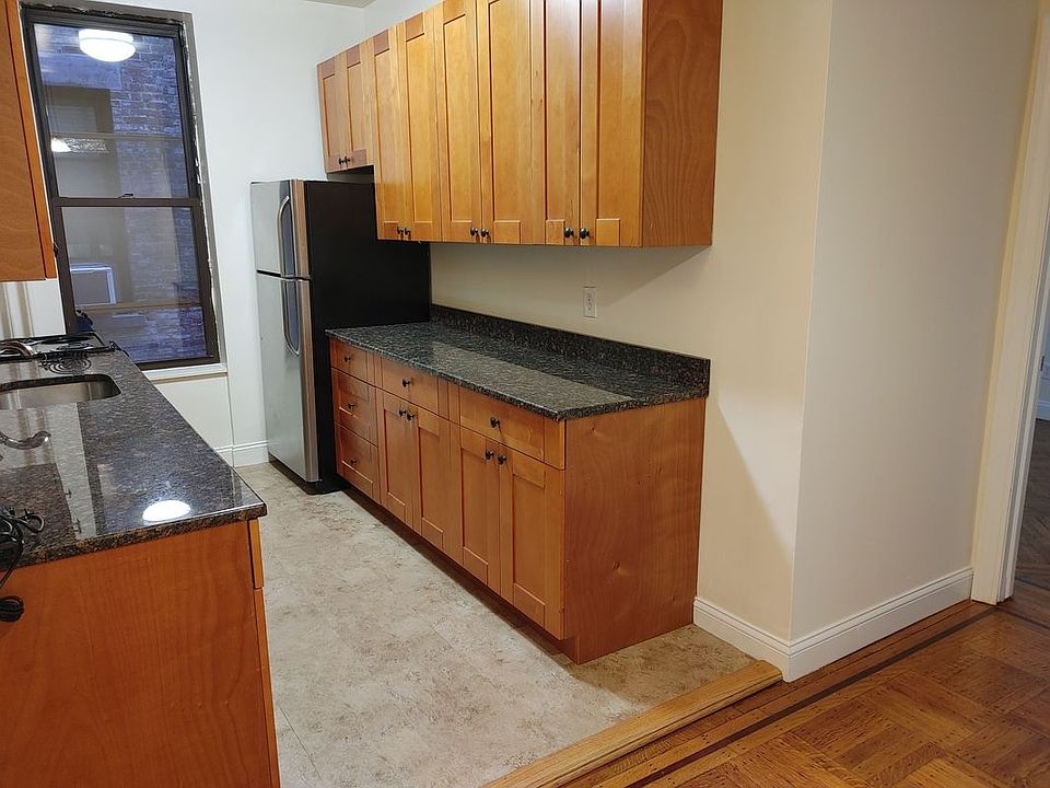 1st image of 115 Montague St APT 4B