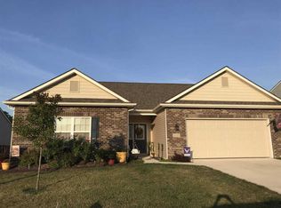 2013 Greyson Dr, Auburn, IN 46706