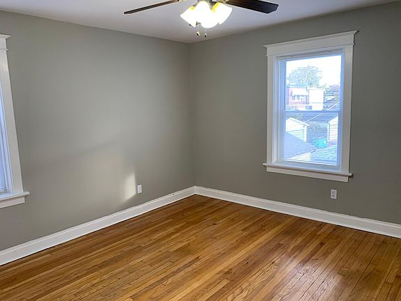 4th image of 4918 Holly Hills Ave Floor 1