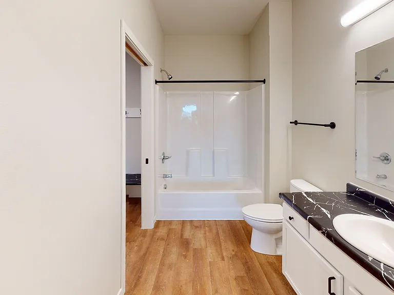 2901 S Burnsfield Ave #102 — Photo 9