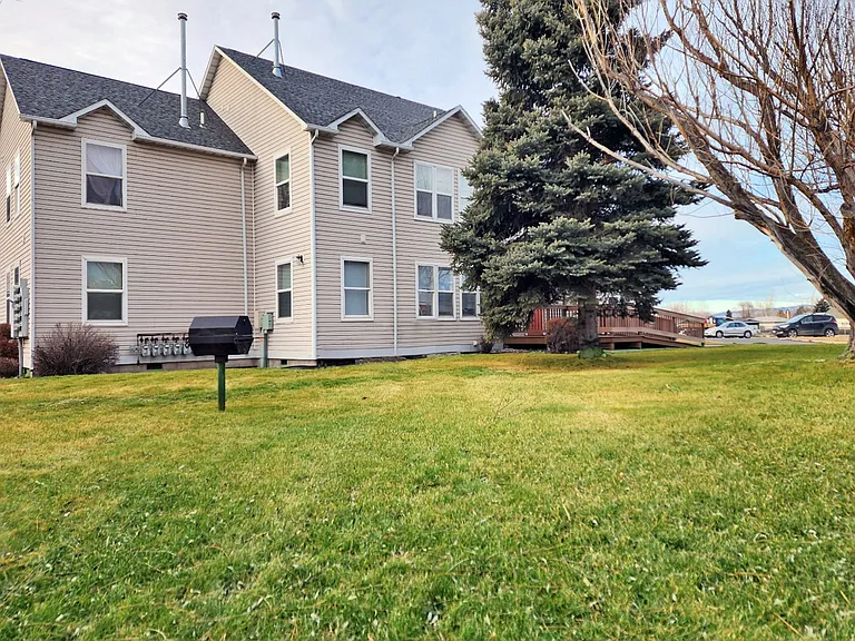 Gallatin Trails Apartments — Photo 10