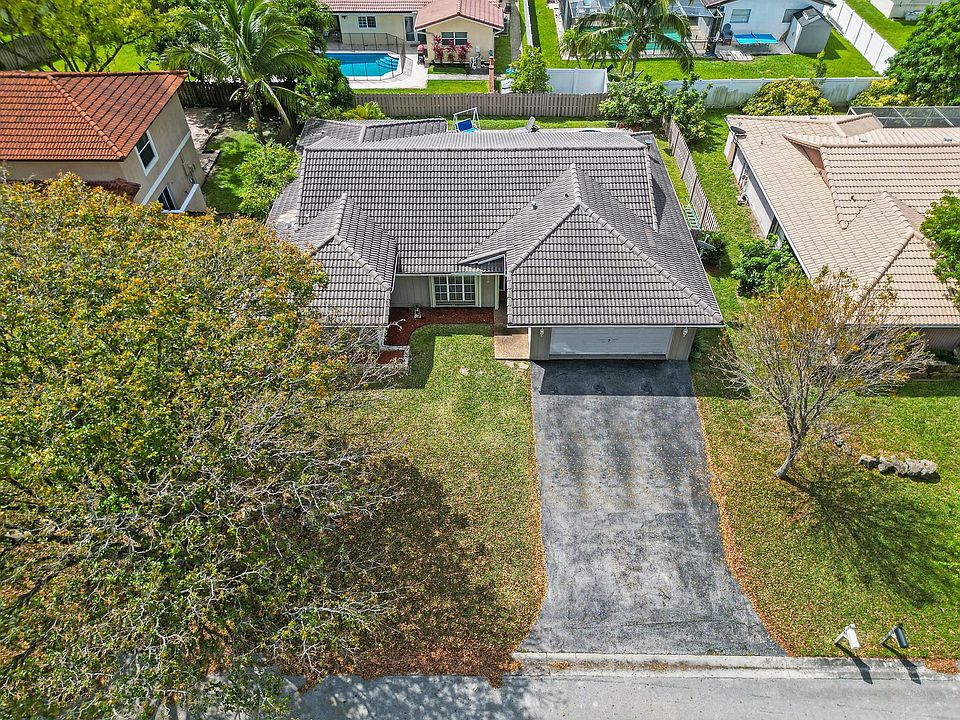1st image of 8514 NW 21st Street
