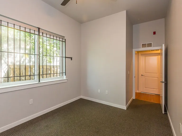 4213 Chester Avenue Modern Living in the Heart of University City — Photo 27