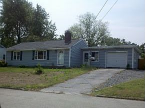 1st image of 26 Forest Park Dr