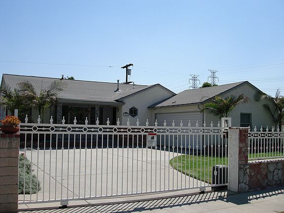 Automatic Iron Fence