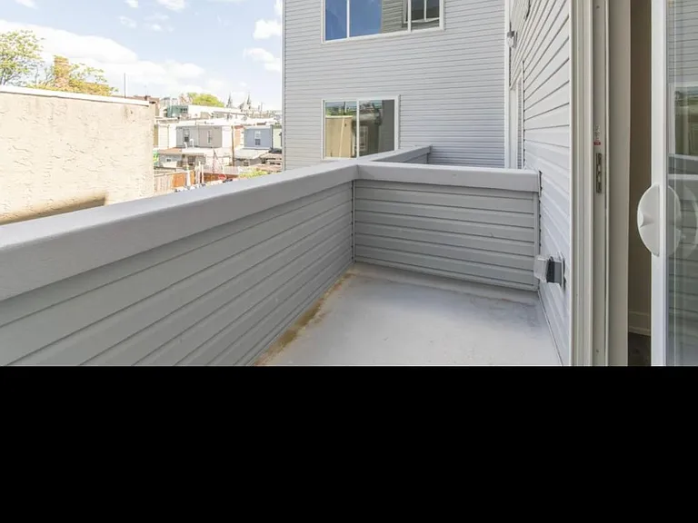 1829 E Sergeant St #4 — Photo 7