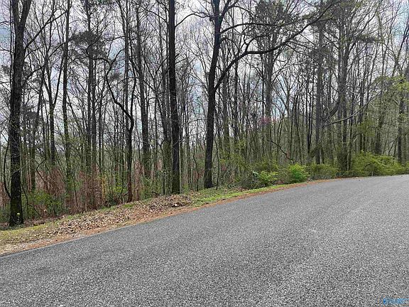 5th image of 3706 Chula Vista Dr SW