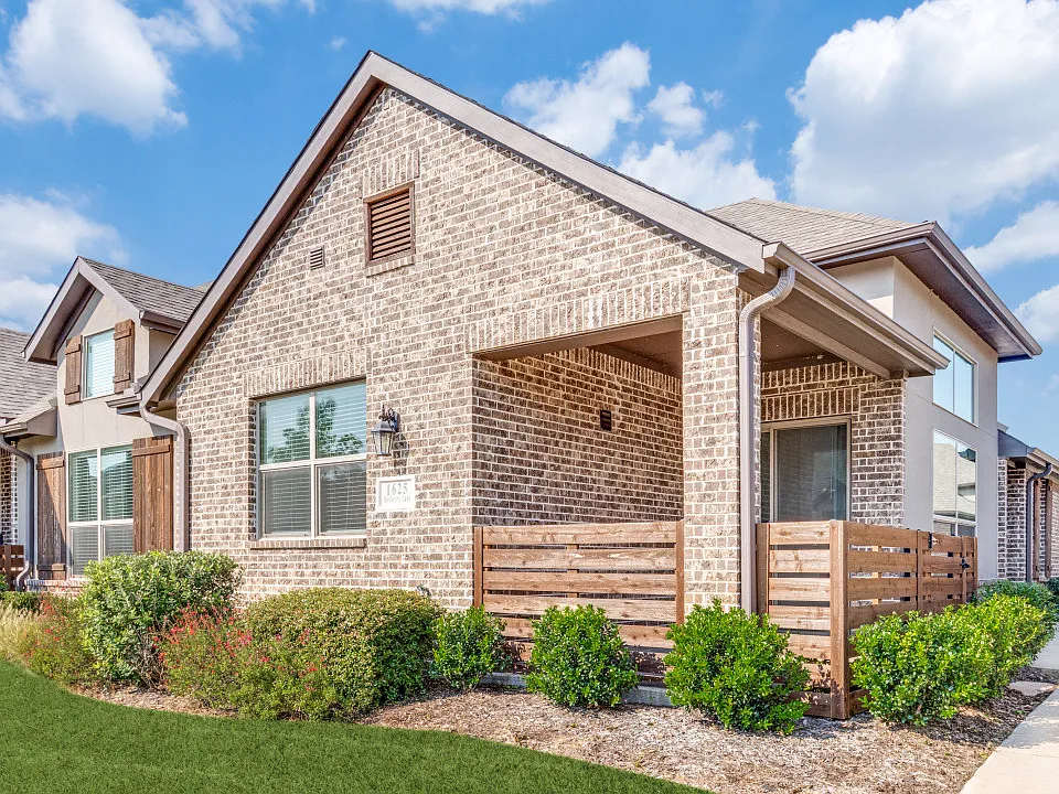 1625 Dewberry Ln