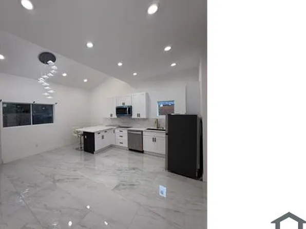 6237 Kenwater Ave, Woodland Hills, CA 91367