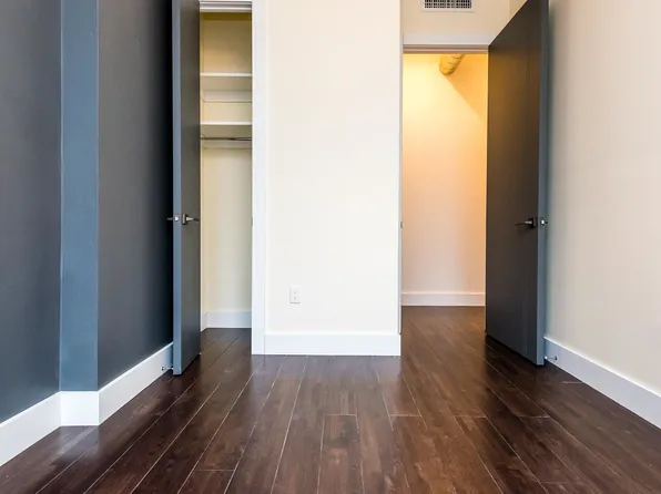 1869 Madison Street image 11 of 15