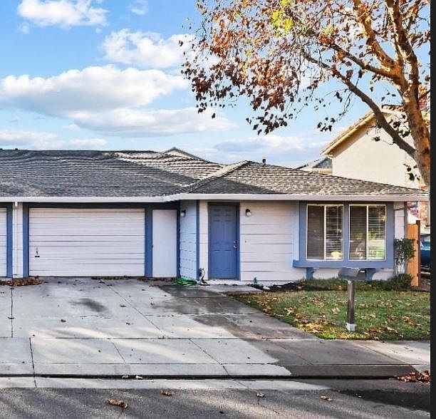 Exterior with 2 car garage