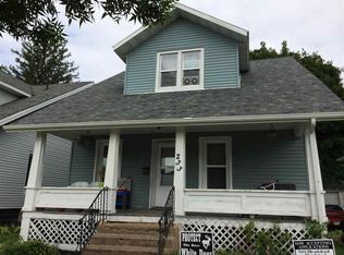 233 S Locust St, Reedsburg, WI 53959