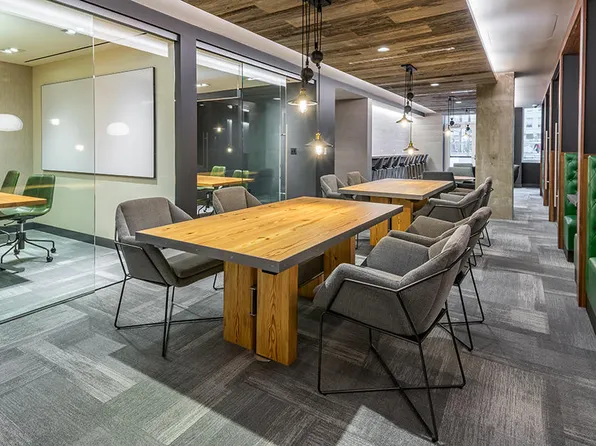 33 Bond Street 1513 image 2 of 24