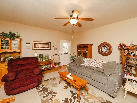 4th image of 2895 N Melody Street