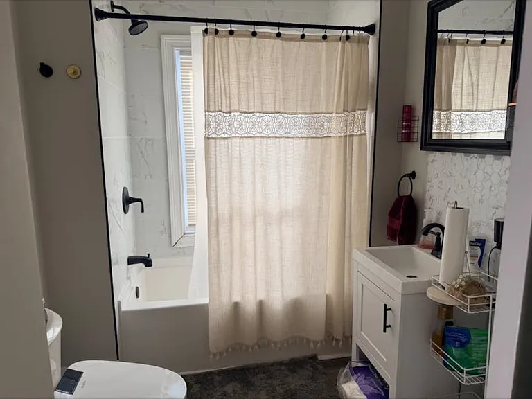 112 Lonsdale Rd #2 — Photo 7