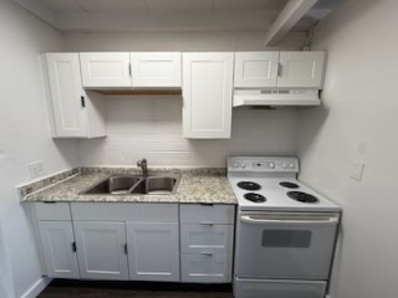 4th image of 2107-2117 S Granada Dr #2109-07
