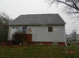 912 Morningview Ave, Akron, OH 44305