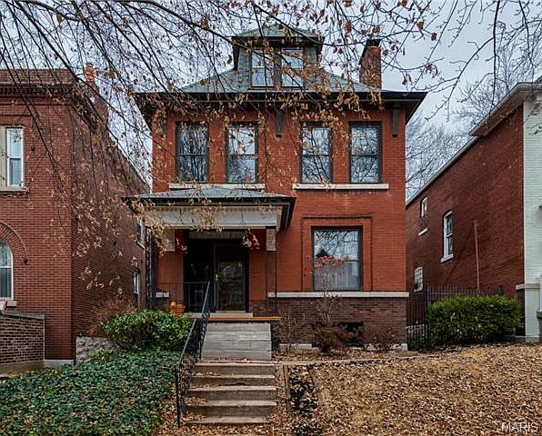 2nd image of 3825 Connecticut St