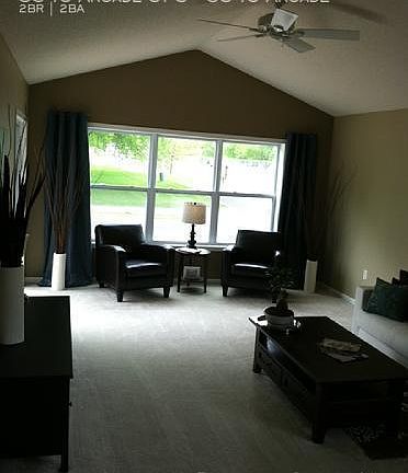 4th image of 3346 Arcade St #S