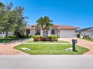 152 Cyrus St, Marco Island, FL 34145