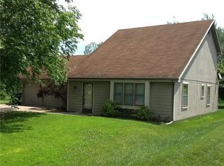 52 Stevens Rd, Eudora, KS 66025