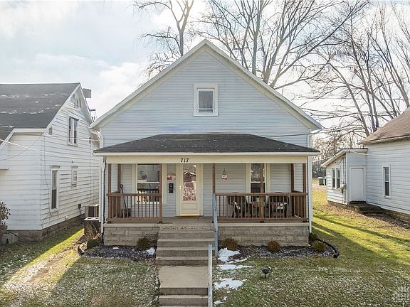 4th image of 717 Taft St
